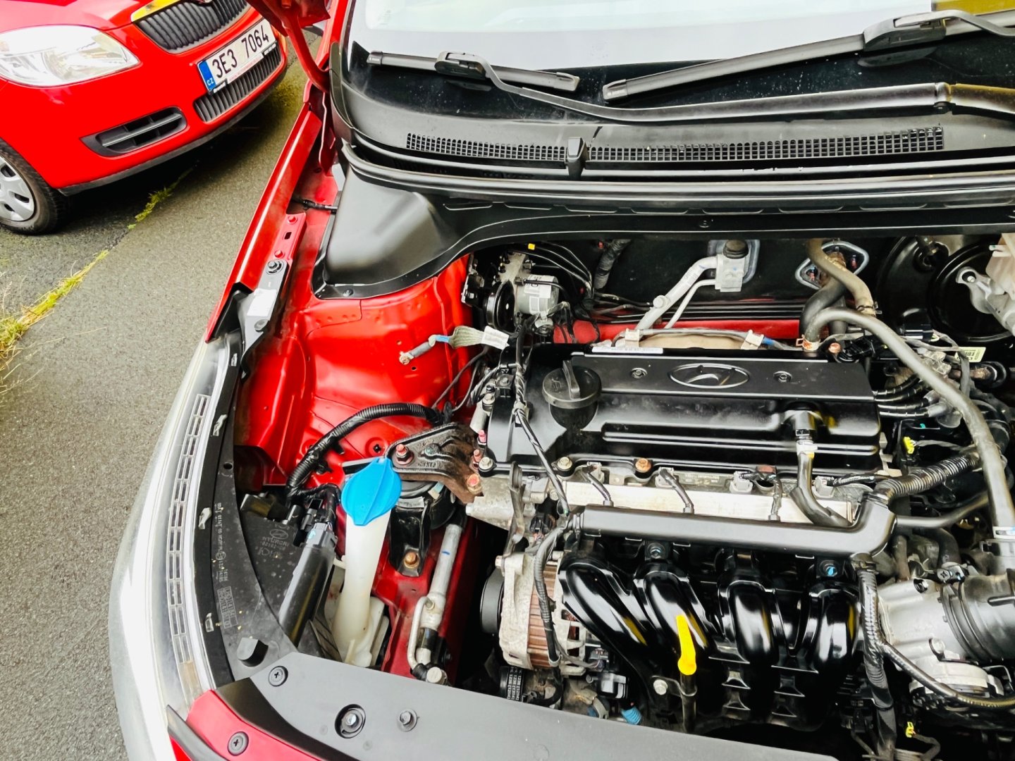Hyundai i20 1.2 i BENZÍN NAJ JEN 48 TIS KM