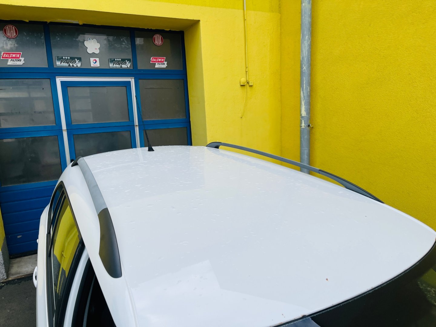 Škoda Fabia 1.4 16V 63 kW COMBI VÝHŘEV SED