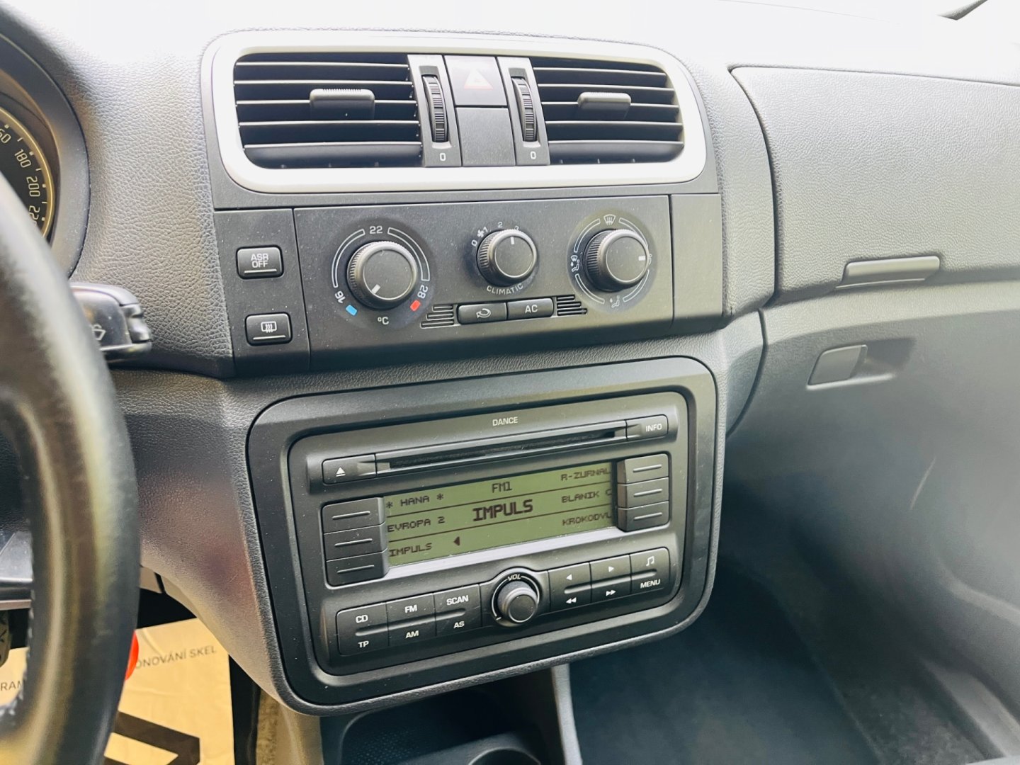 Škoda Fabia 1.4 16V 63 kW COMBI VÝHŘEV SED