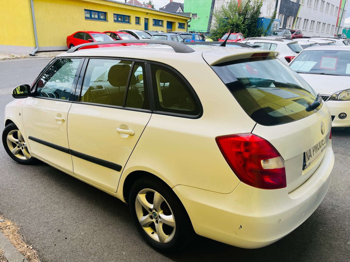 Škoda Fabia 1.4 16V 63 kW COMBI VÝHŘEV SED