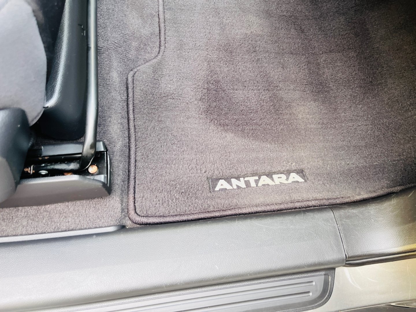 Opel Antara 2.4 BENZÍN 4x4