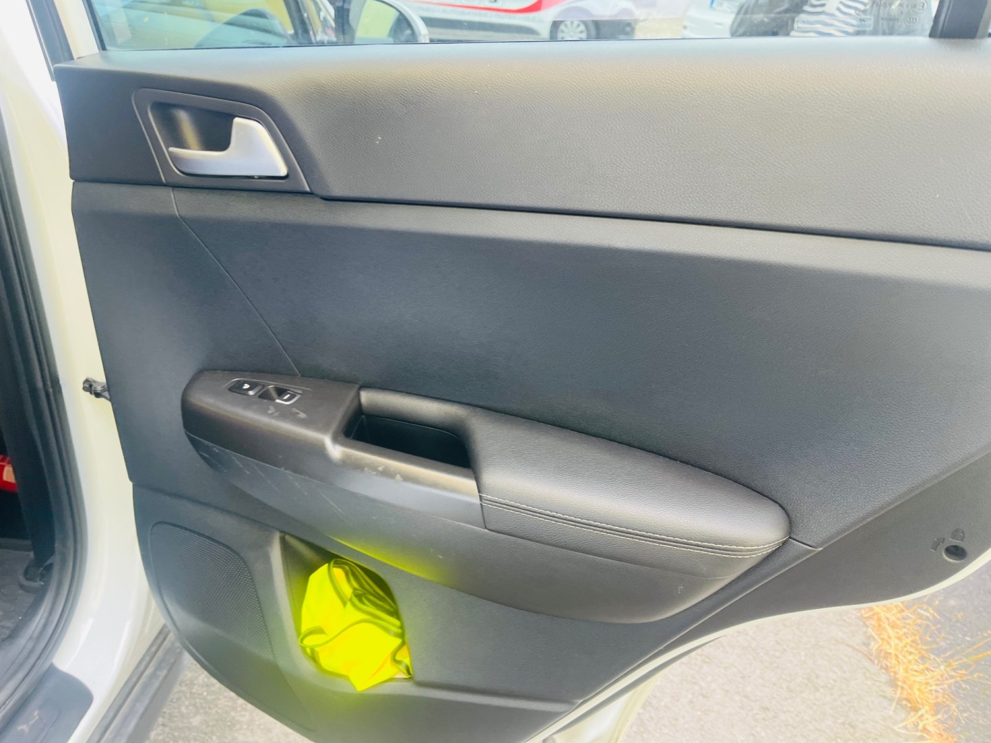 Kia Sportage 1.6 TGDi BENZÍN NAJ JEN 71 TIS