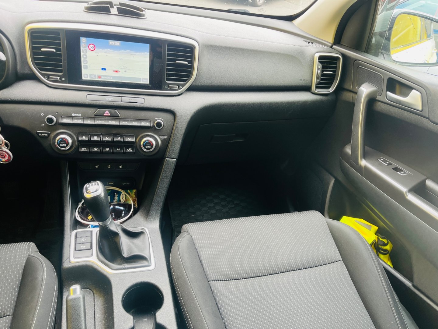 Kia Sportage 1.6 TGDi BENZÍN NAJ JEN 71 TIS