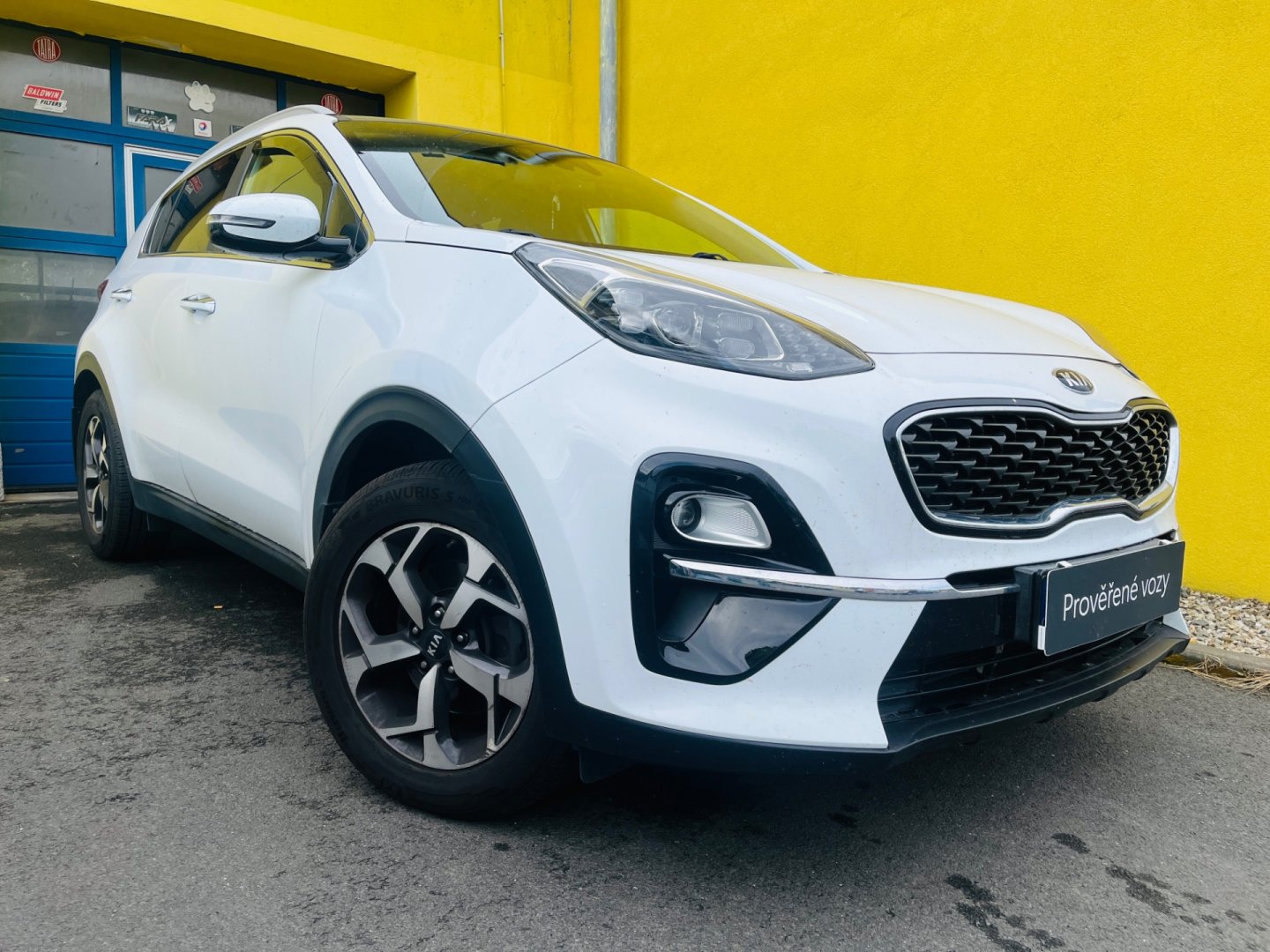 Kia Sportage 1.6 TGDi BENZÍN NAJ JEN 71 TIS