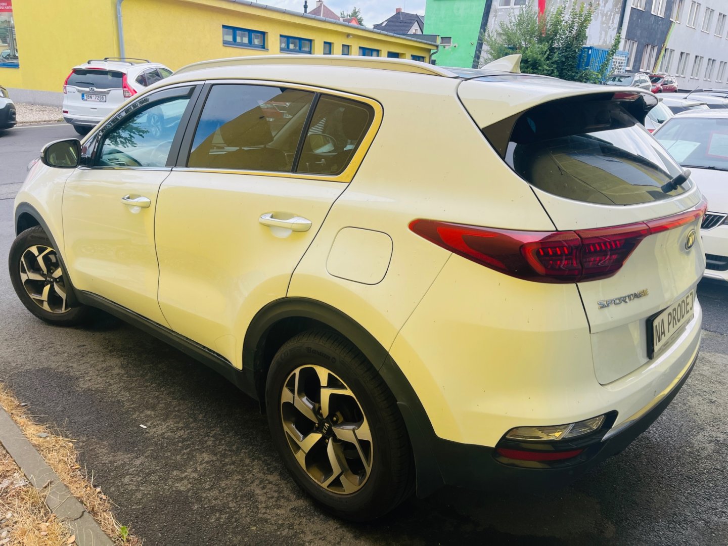 Kia Sportage 1.6 TGDi BENZÍN NAJ JEN 71 TIS