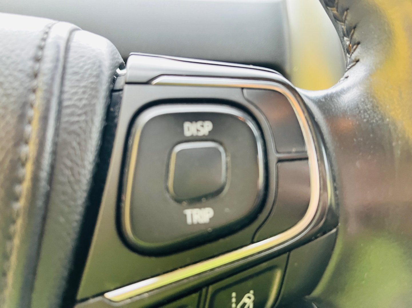 Toyota Verso 1.6 D4D STYLE VYHŘEV SEDADEL