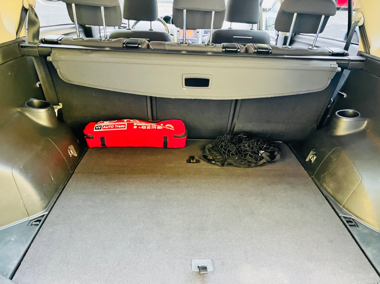 Toyota Verso 1.6 D4D STYLE VYHŘEV SEDADEL