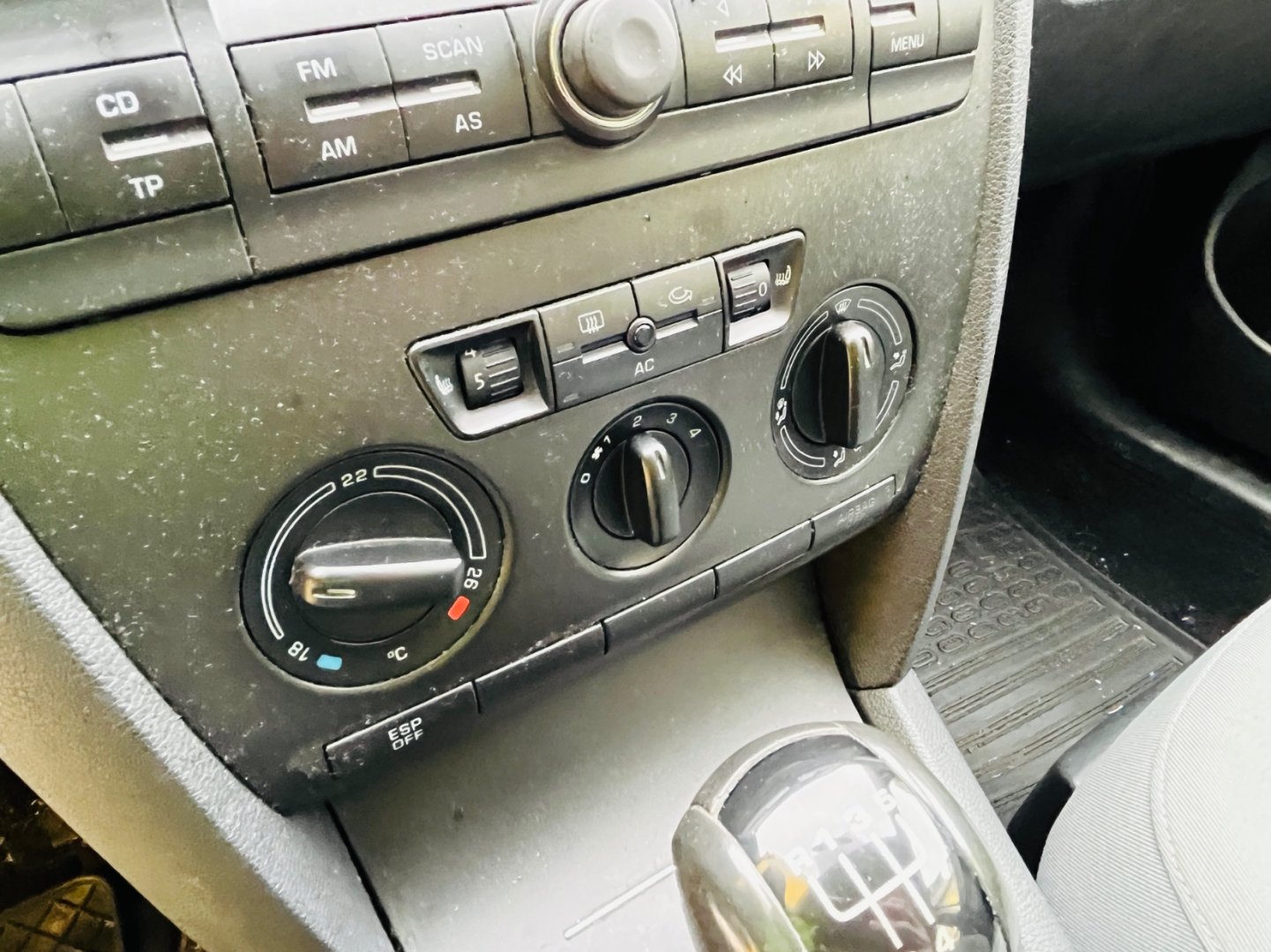 Škoda Octavia 1.6 i benzín Výhřev sedadel