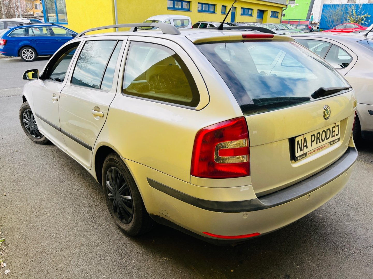 Škoda Octavia 1.6 i benzín Výhřev sedadel