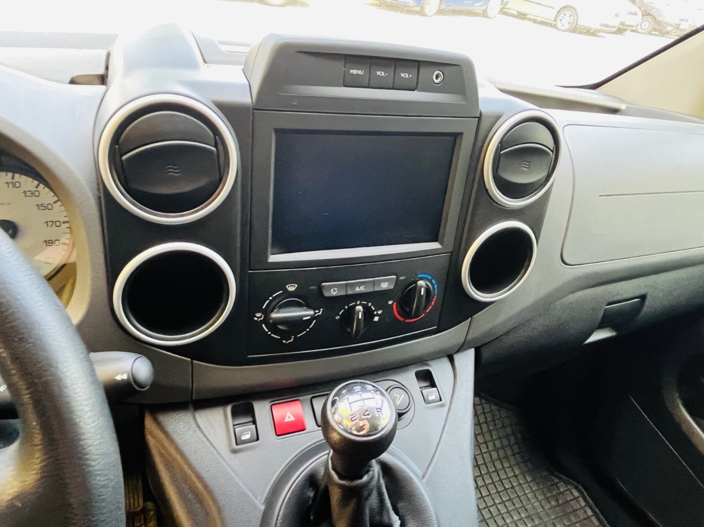 Peugeot Partner 1.6 Hdi 5 míst Původ ČR KLIMA