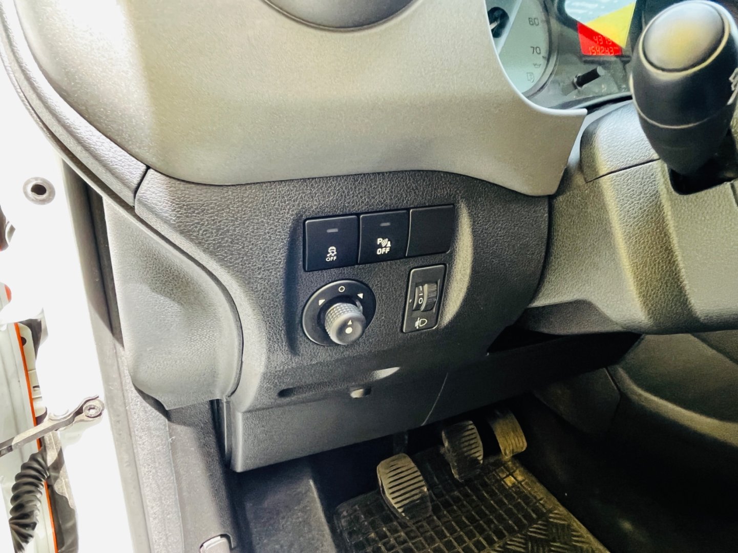 Peugeot Partner 1.6 Hdi 5 míst Původ ČR KLIMA
