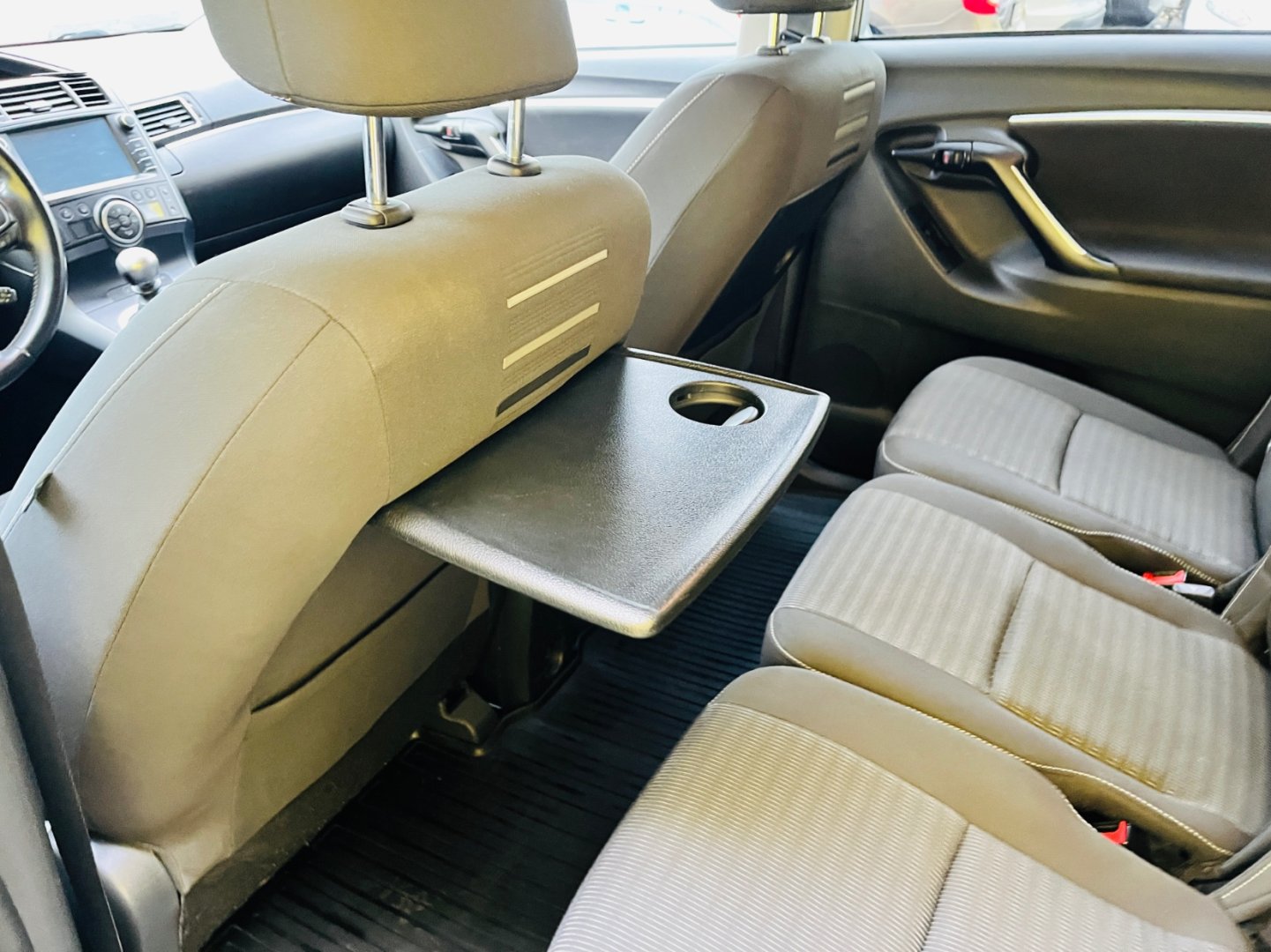 Toyota Verso 1.6 D4D STYLE VYHŘEV SEDADEL