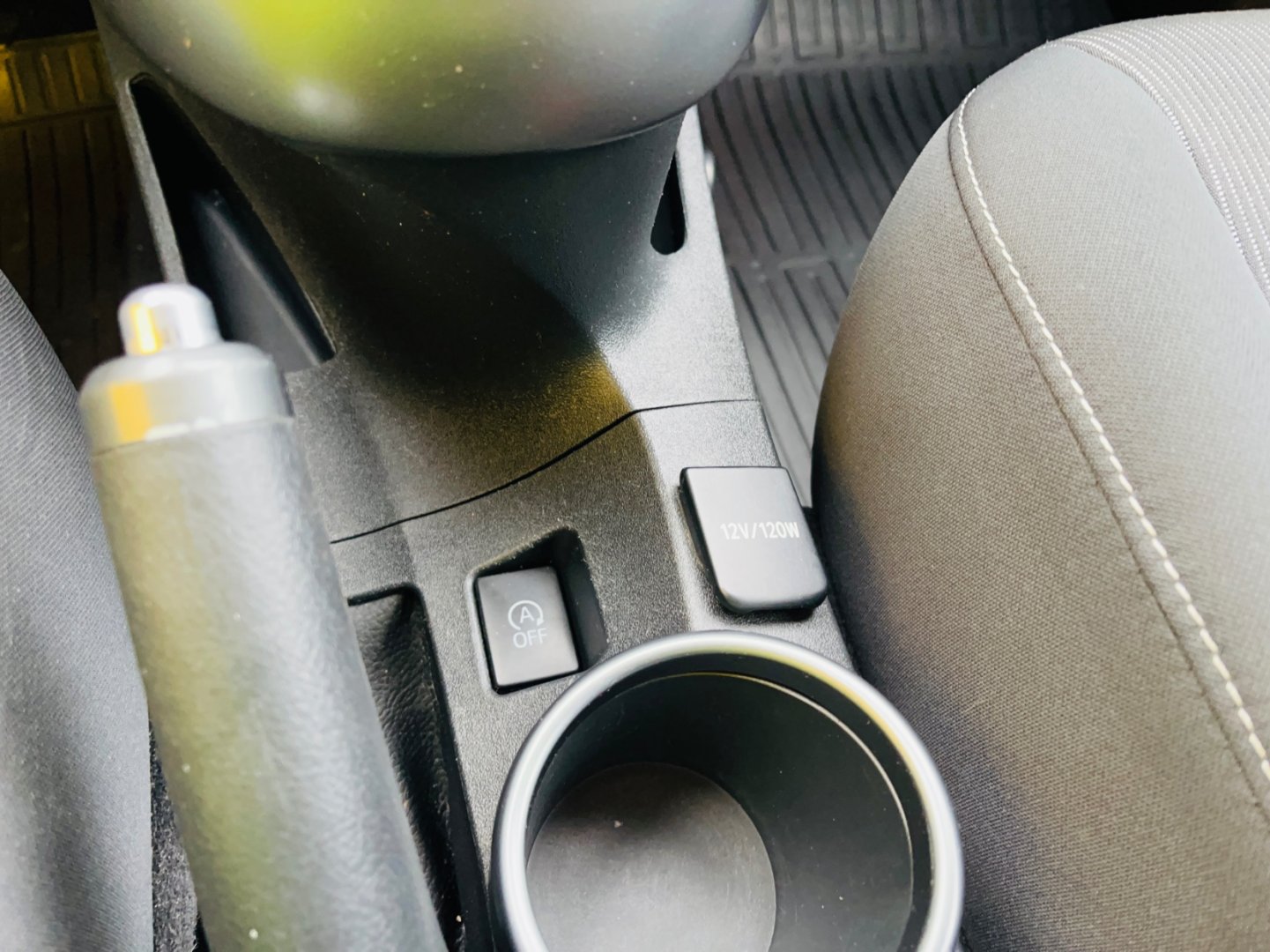 Toyota Verso 1.6 D4D STYLE VYHŘEV SEDADEL