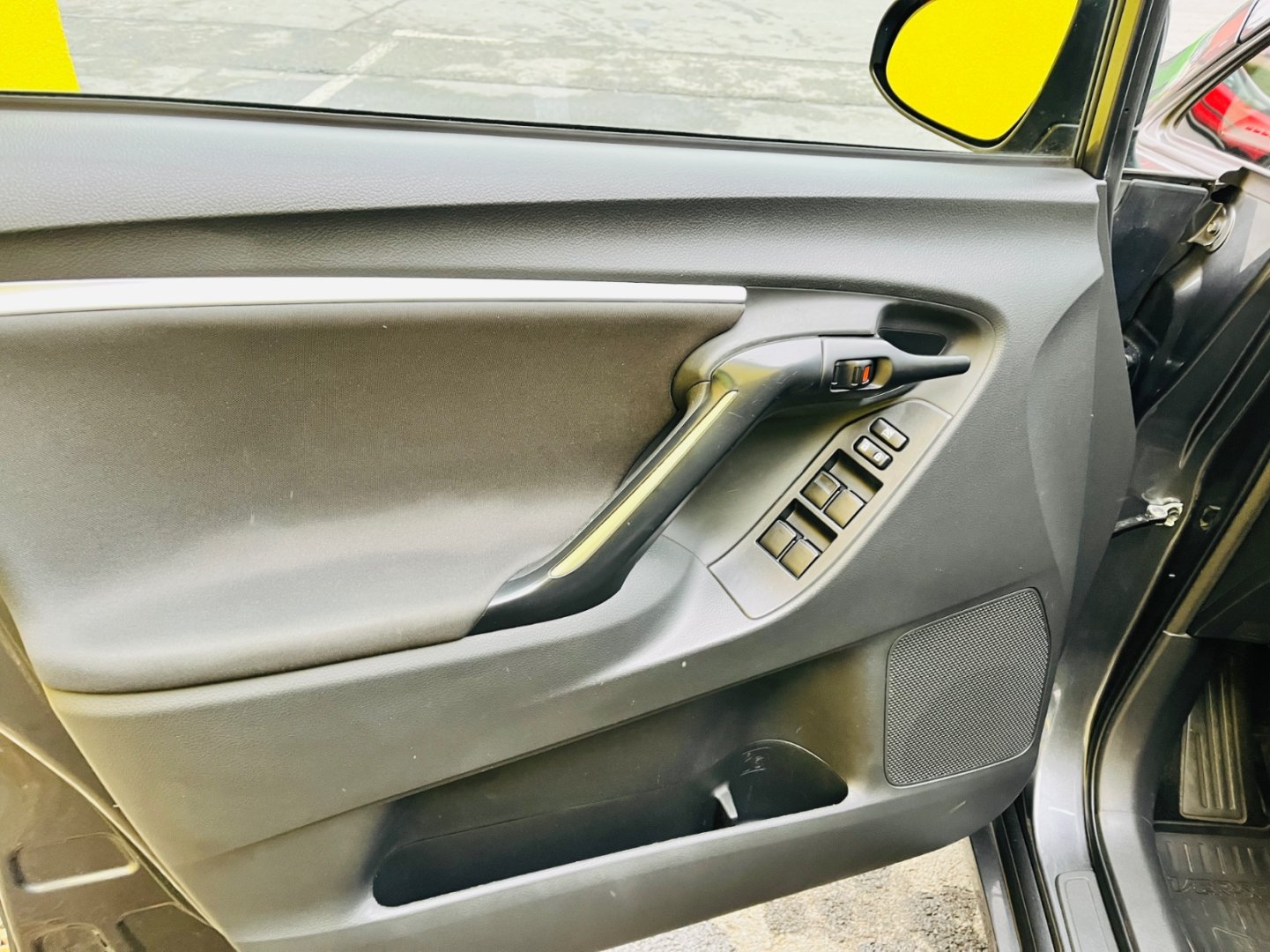 Toyota Verso 1.6 D4D STYLE VYHŘEV SEDADEL