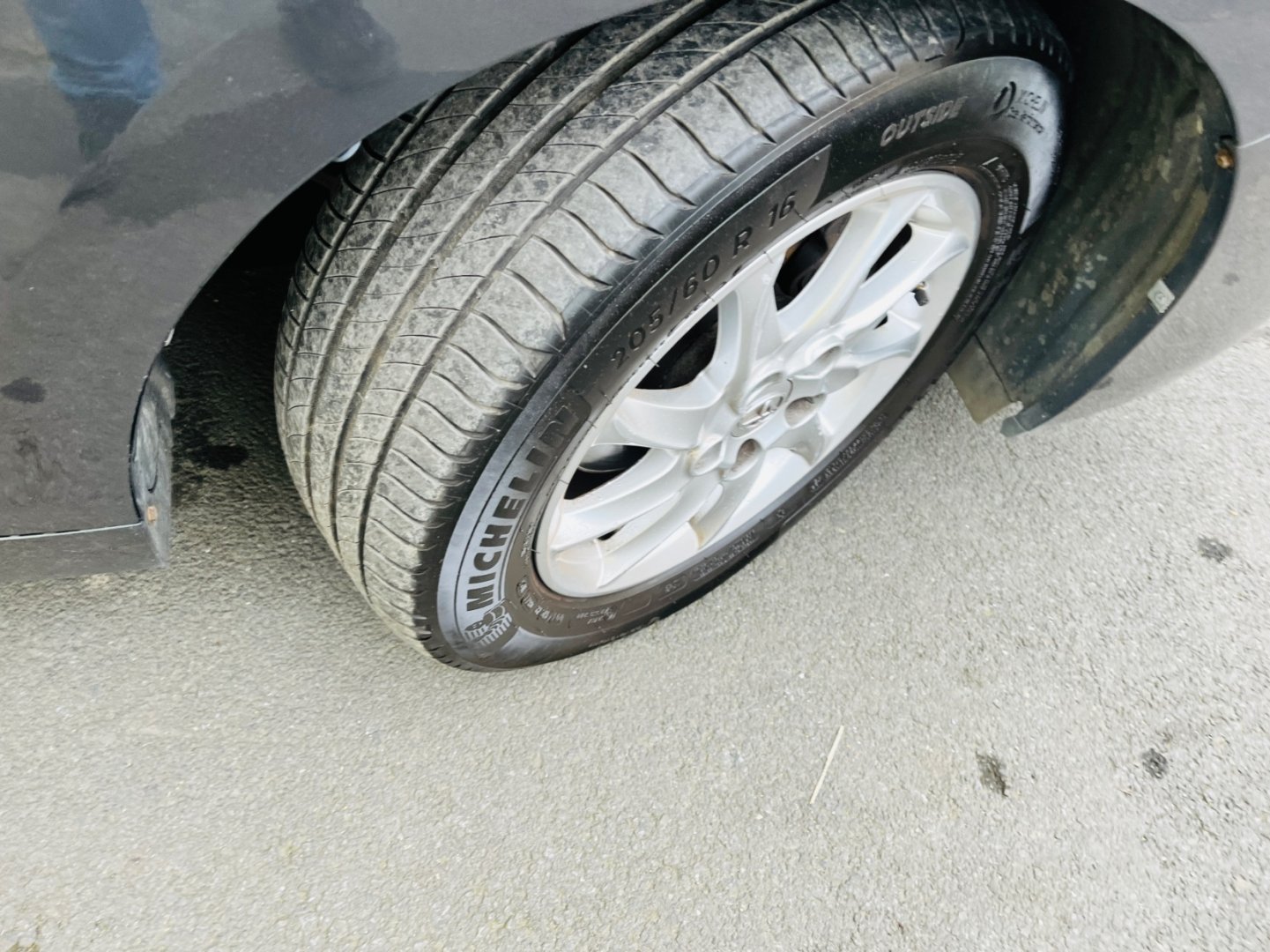 Toyota Verso 1.6 D4D STYLE VYHŘEV SEDADEL