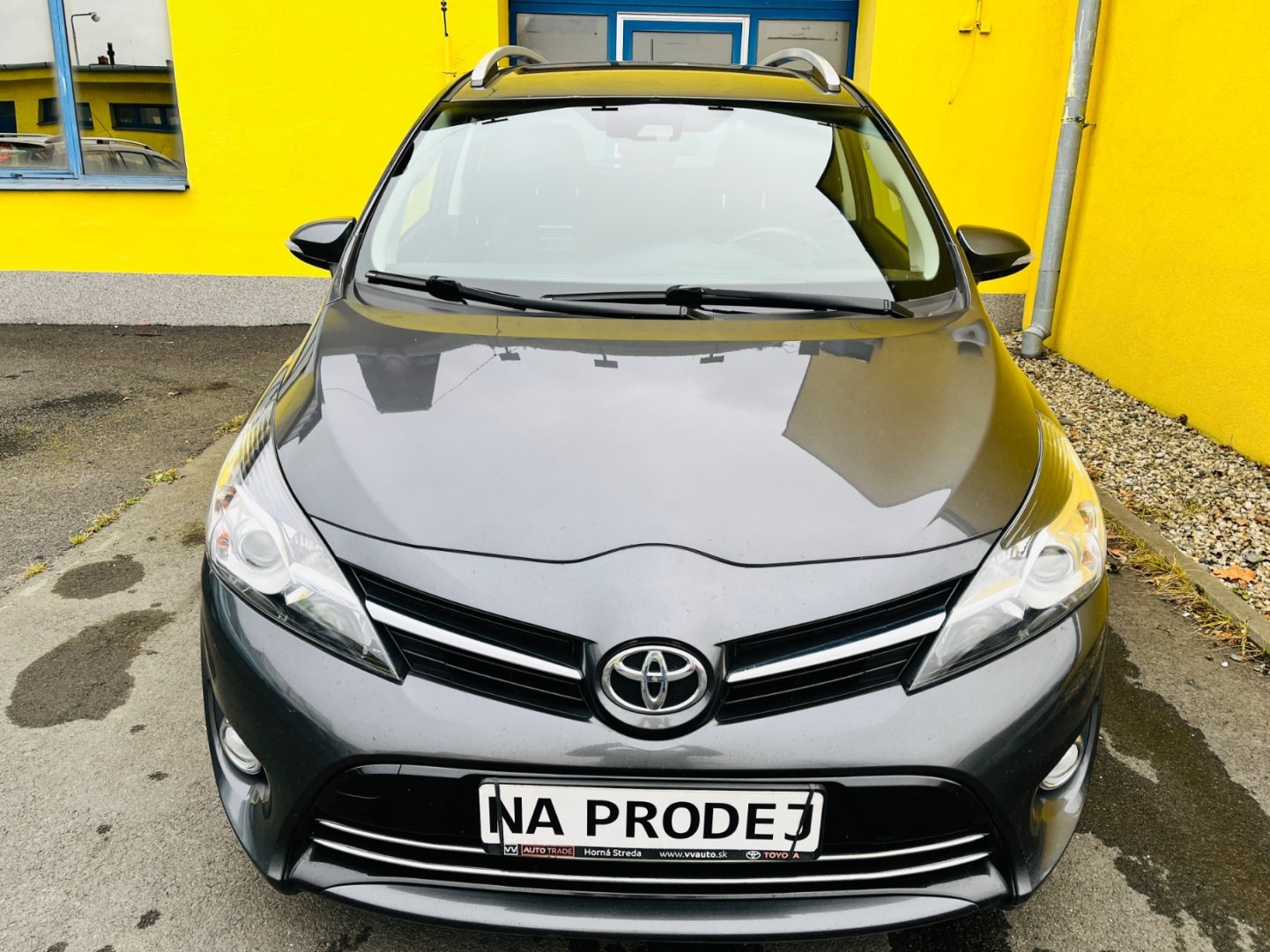 Toyota Verso 1.6 D4D STYLE VYHŘEV SEDADEL